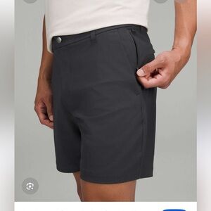 Lululemon Men’s Commission Short Classic in black